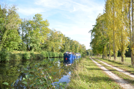 Cruising the towpath